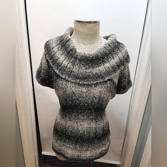 Mercer & Madison Off The‎ Shoulder Black Gray Wool Blend Sweater Large - Picture 11 of 12